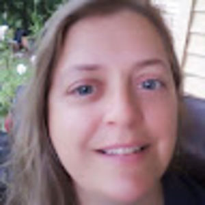 Meet your Posher, Carolyn